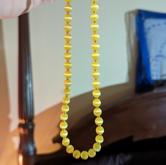 Yellow Cat Eye Necklace & Earrings! - Picture 3 of 6